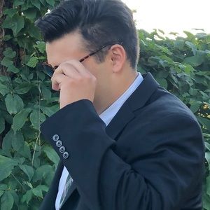 Meet your Posher, Griffin